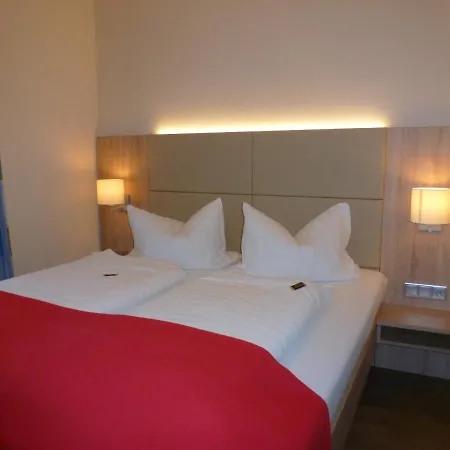 מלון Moewenstuebchen *