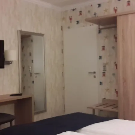 Moewenstuebchen מלון *