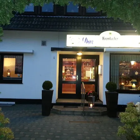 Moewenstuebchen Hotel *